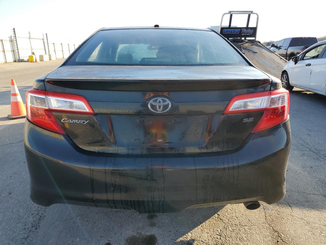 2012 Toyota Camry - Image 6