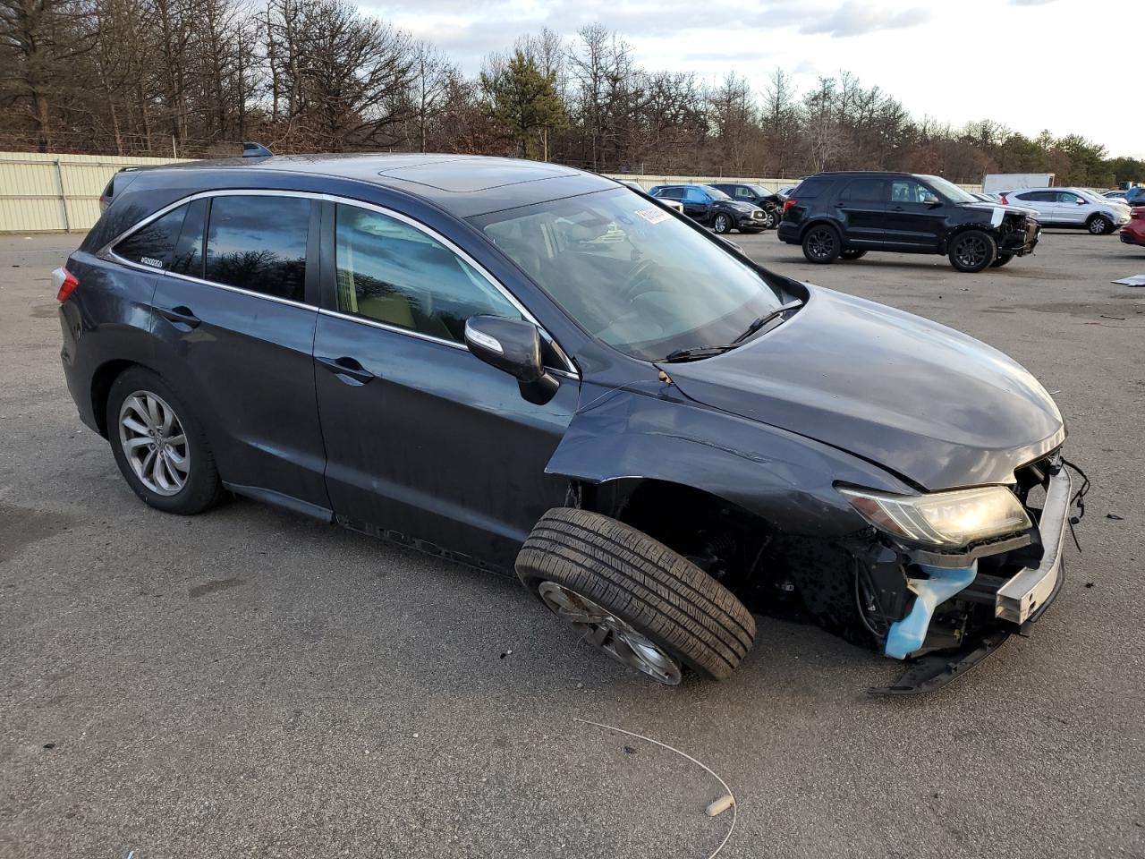 VIN 5J8TB4H30GL006551 2016 ACURA RDX no.4