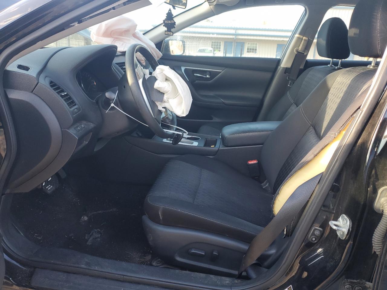 2018 Nissan Altima - Image 7