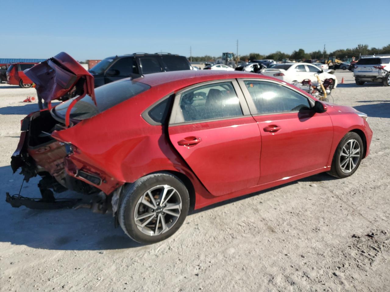 2022 Kia Forte - Image 3