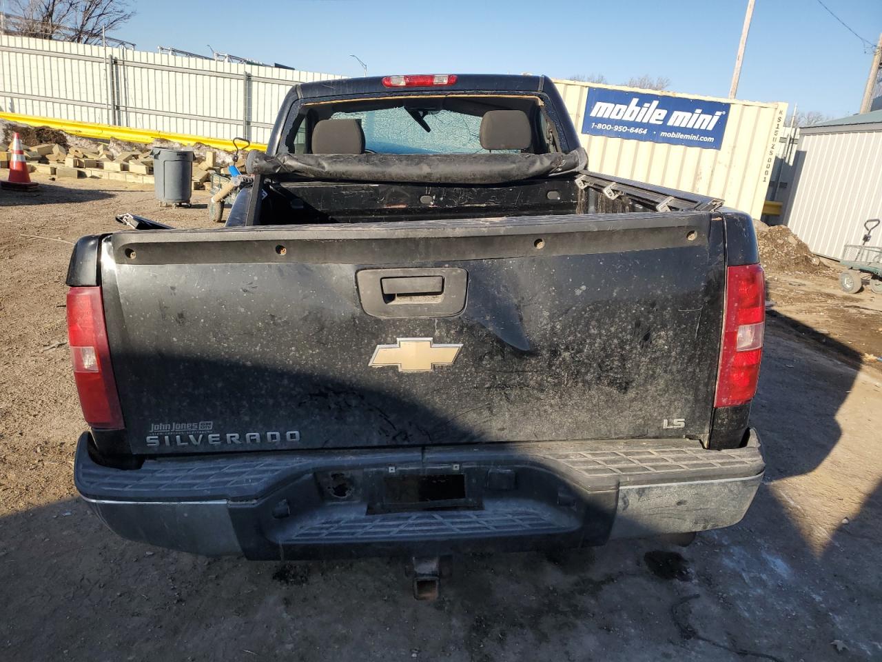 2008 Chevrolet Silverado - Image 10