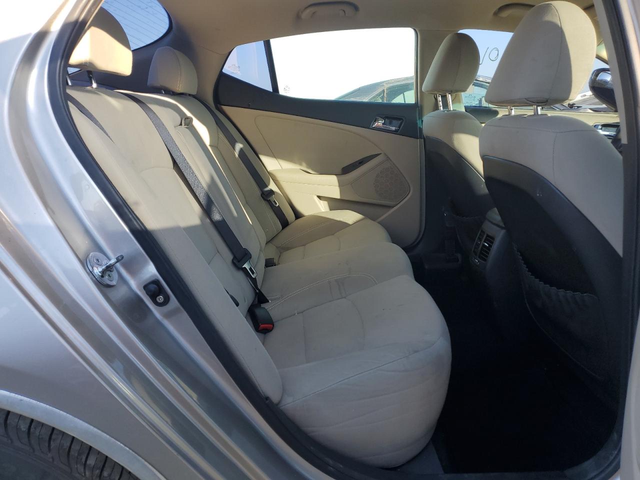 2013 Kia Optima - Image 10