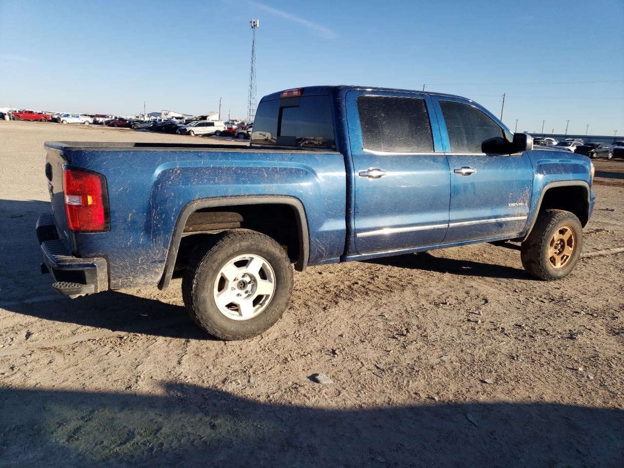 2015 GMC Sierra - Image 3