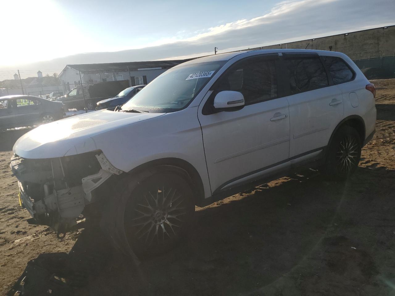 2016 Mitsubishi Outlander - Image 1