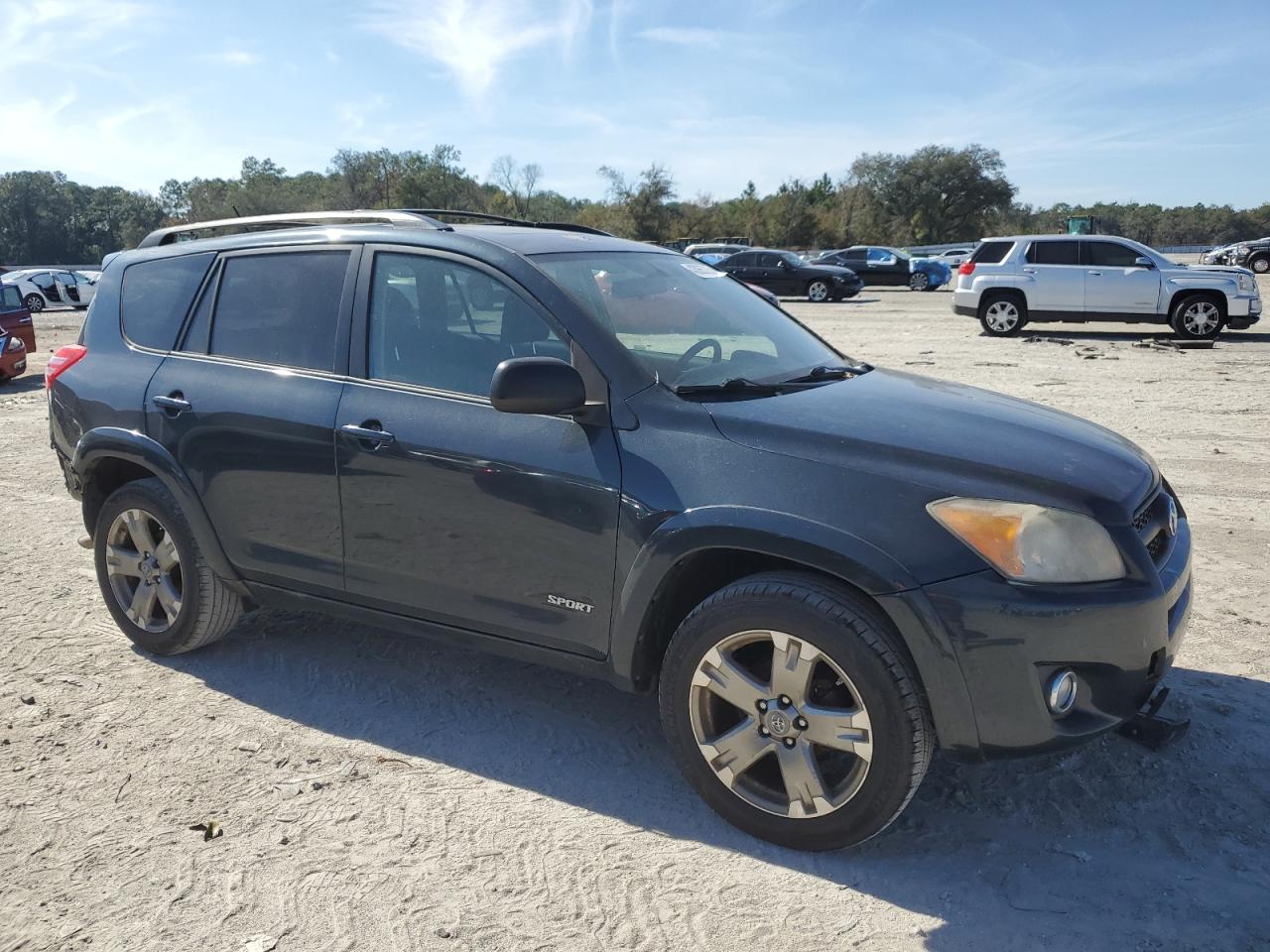 2010 Toyota RAV 4 - Image 4