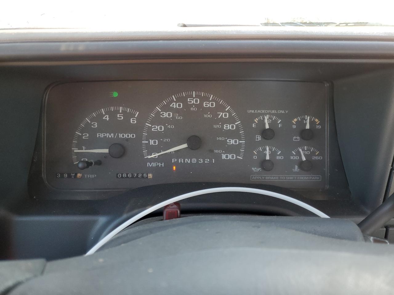 1998 Chevrolet Gmt-400 C1500 VIN: 1GCEC14W0WZ245662 Lot: 87553555