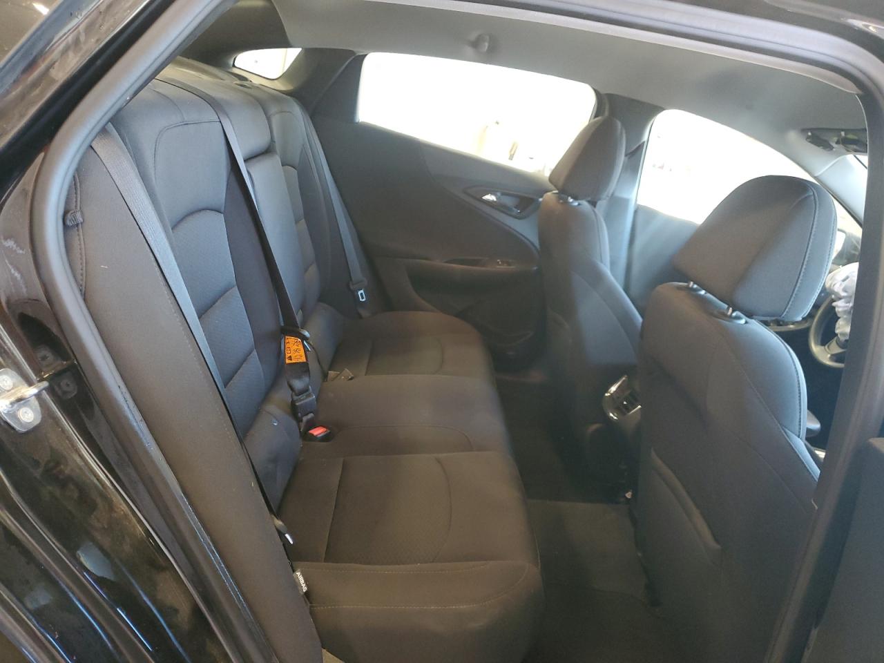 2019 Chevrolet Malibu - Image 10