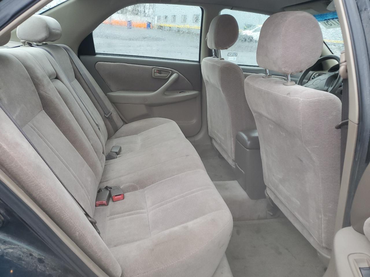 1998 Toyota Camry - Image 10