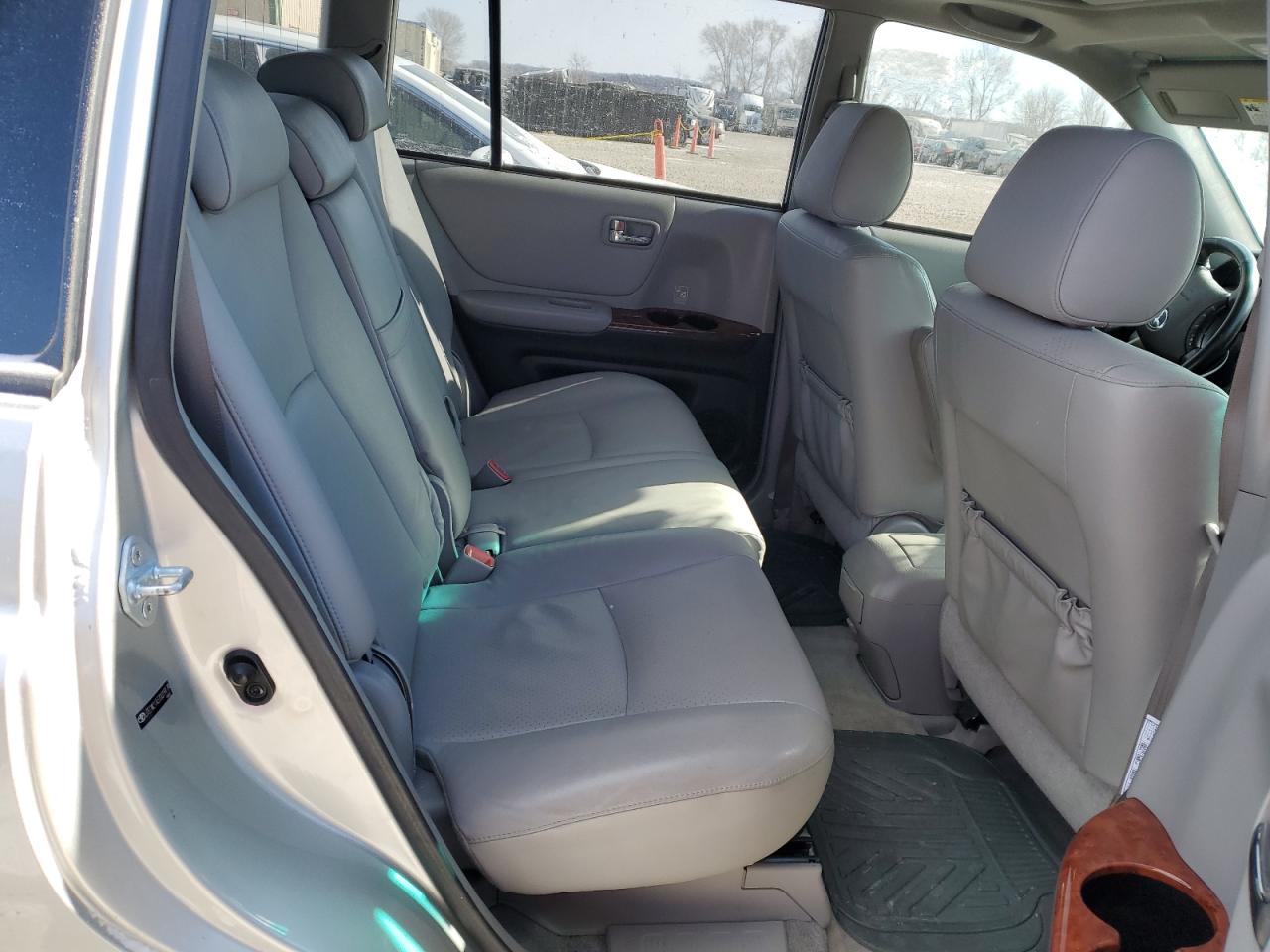 2007 Toyota Highlander - Image 10