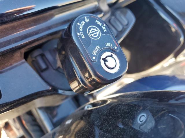  HARLEY-DAVIDSON FL 2019 Чорний