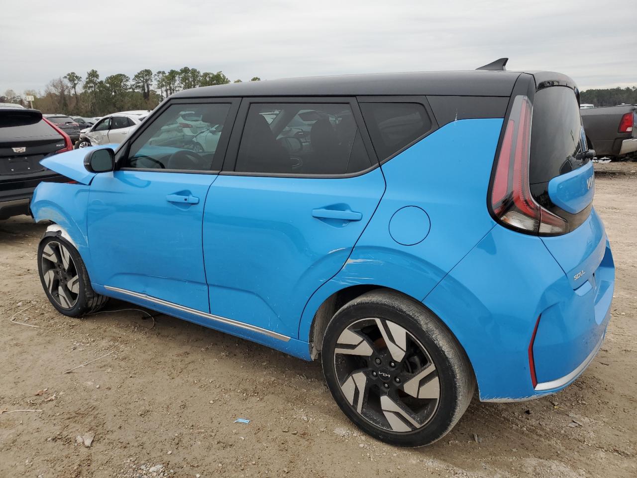 2023 Kia Soul - Image 2