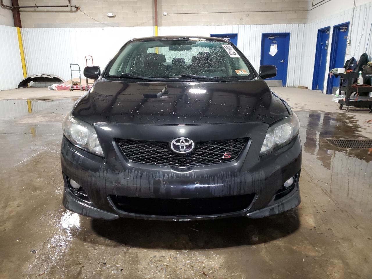 2010 Toyota Corolla - Image 5