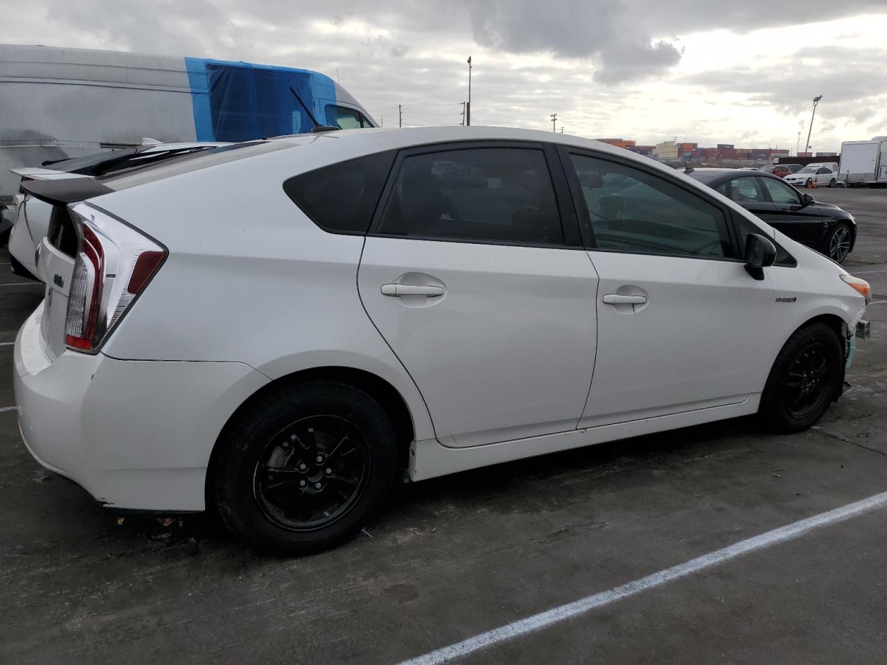 2014 Toyota Prius - Image 3