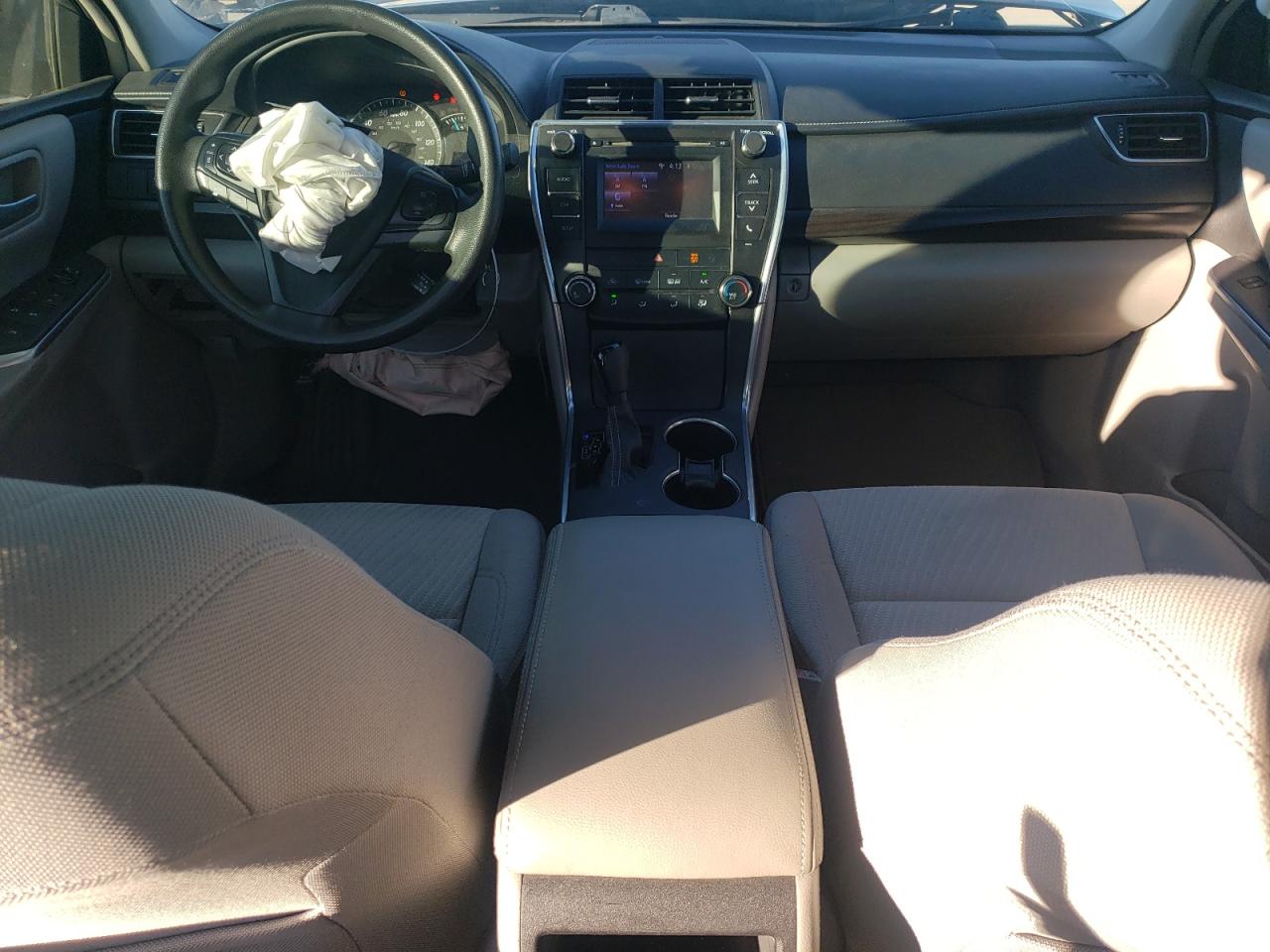 2015 Toyota Camry - Image 8