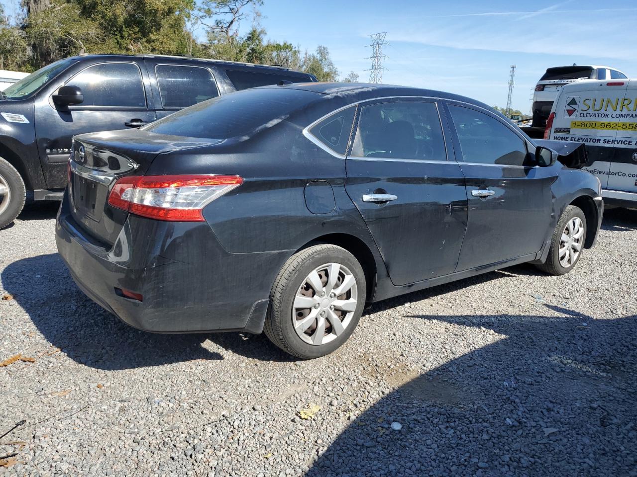 2015 Nissan Sentra - Image 3