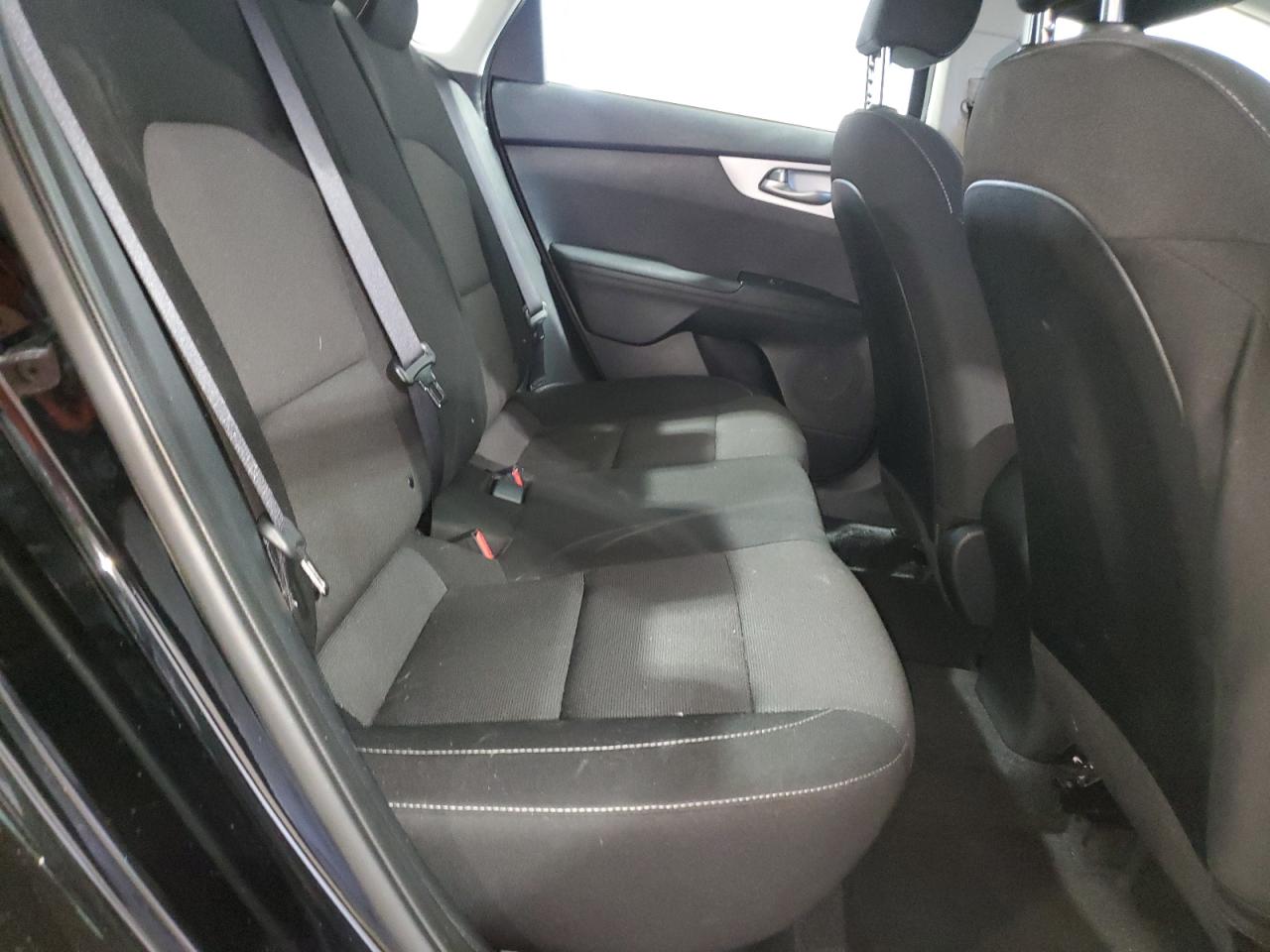 2024 Kia Forte - Image 10