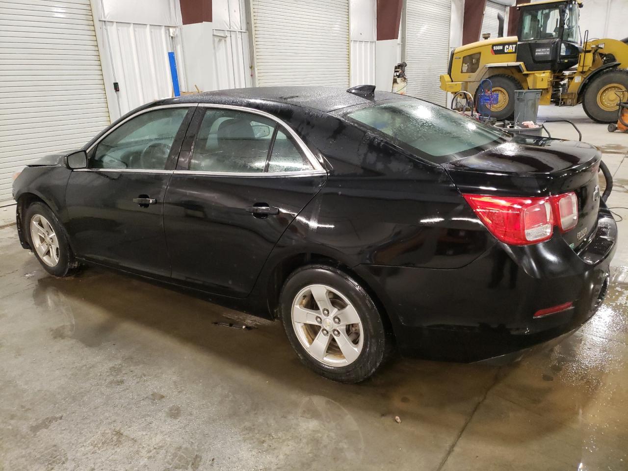 2016 Chevrolet Malibu - Image 2