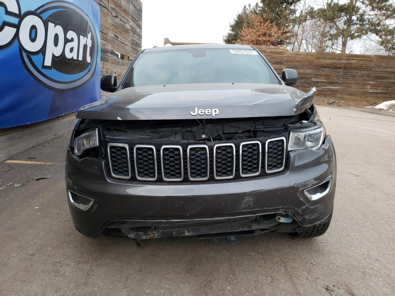 2017 Jeep Grand Cherokee - Image 5