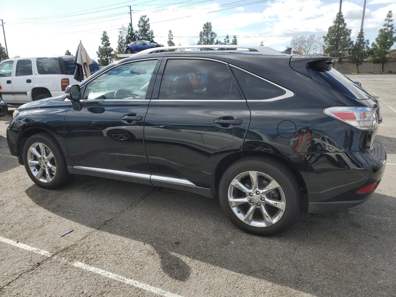 2010 Lexus RX - Image 2