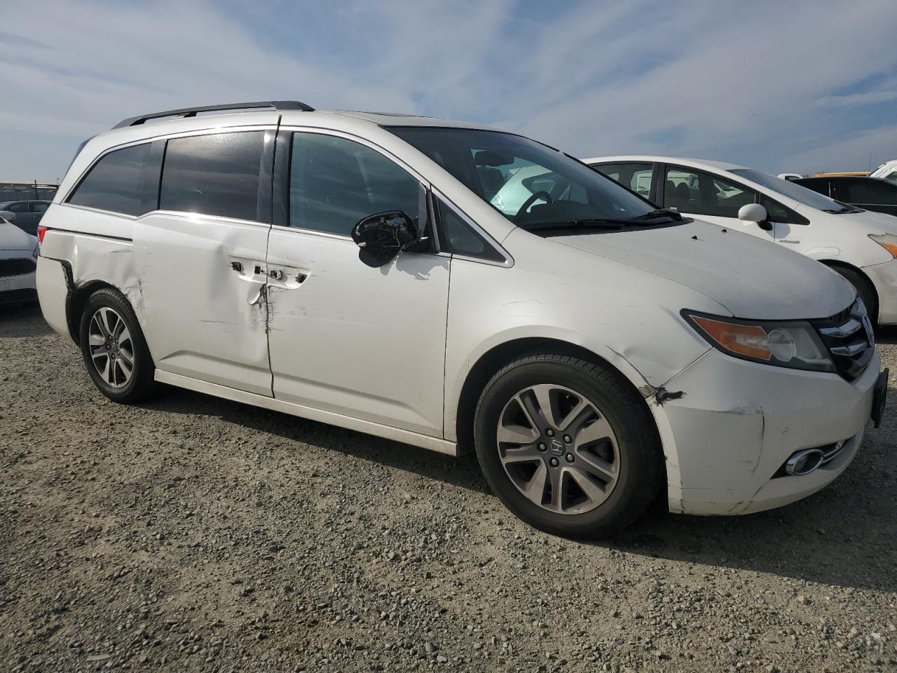 2015 Honda Odyssey - Image 4