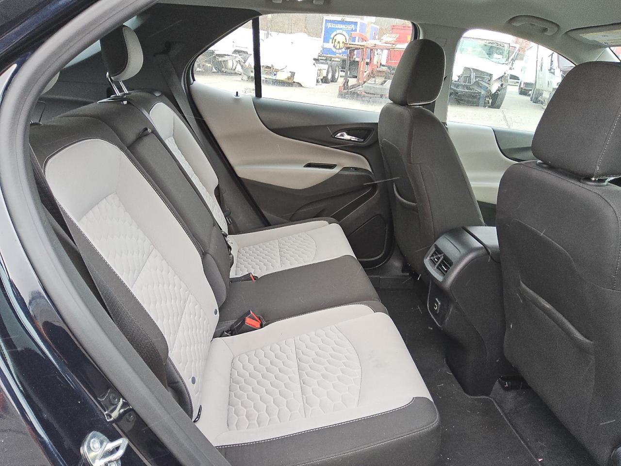 2020 Chevrolet Equinox - Image 6