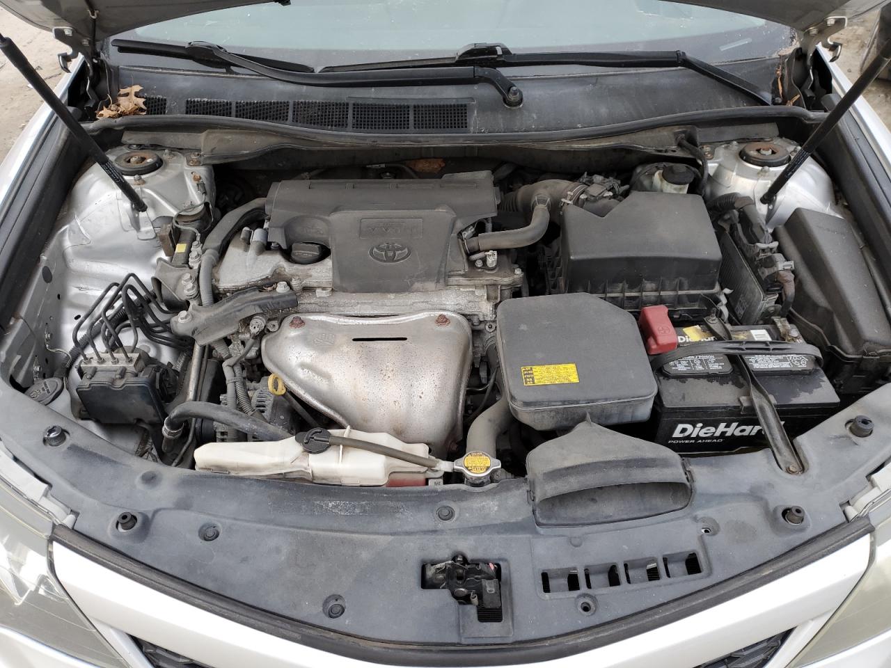 2014 Toyota Camry - Image 11