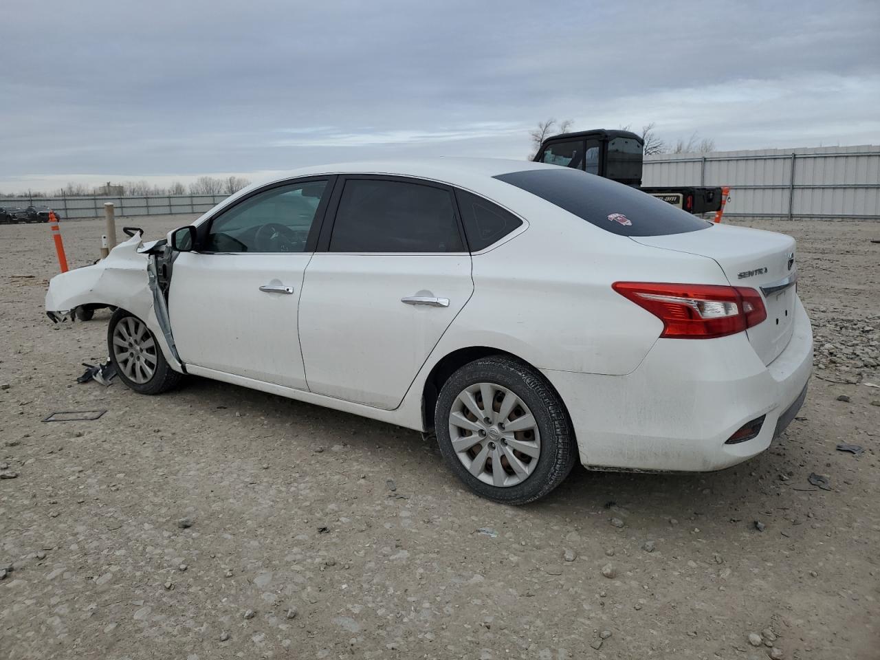 2016 Nissan Sentra - Image 2