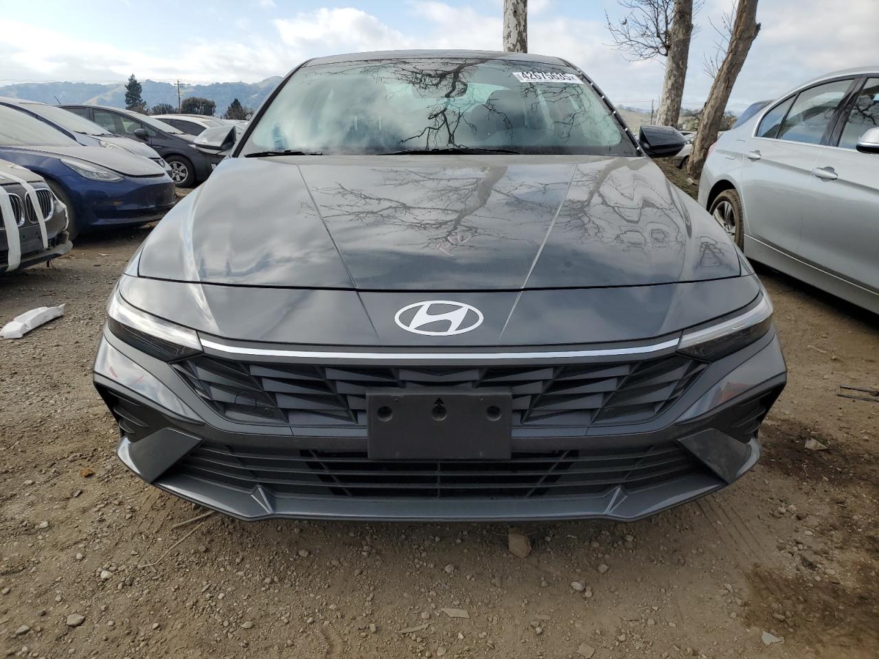 2024 Hyundai Elantra - Image 5
