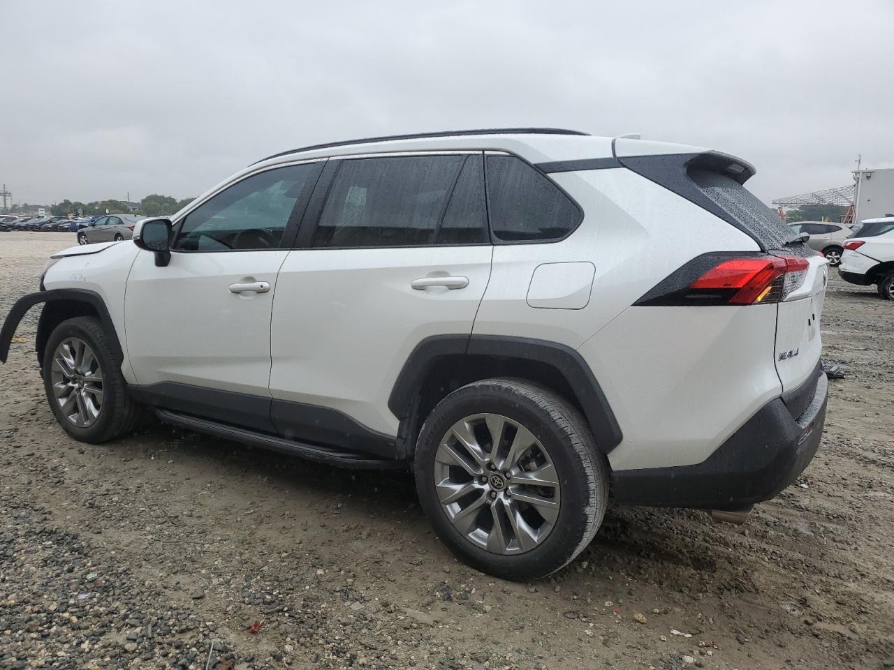 2024 Toyota RAV 4 - Image 2