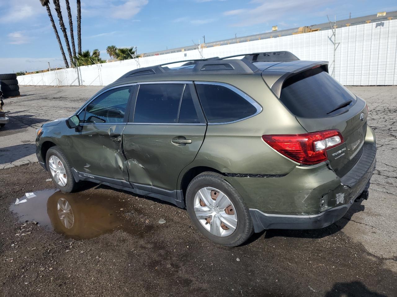2015 Subaru Outback - Image 2