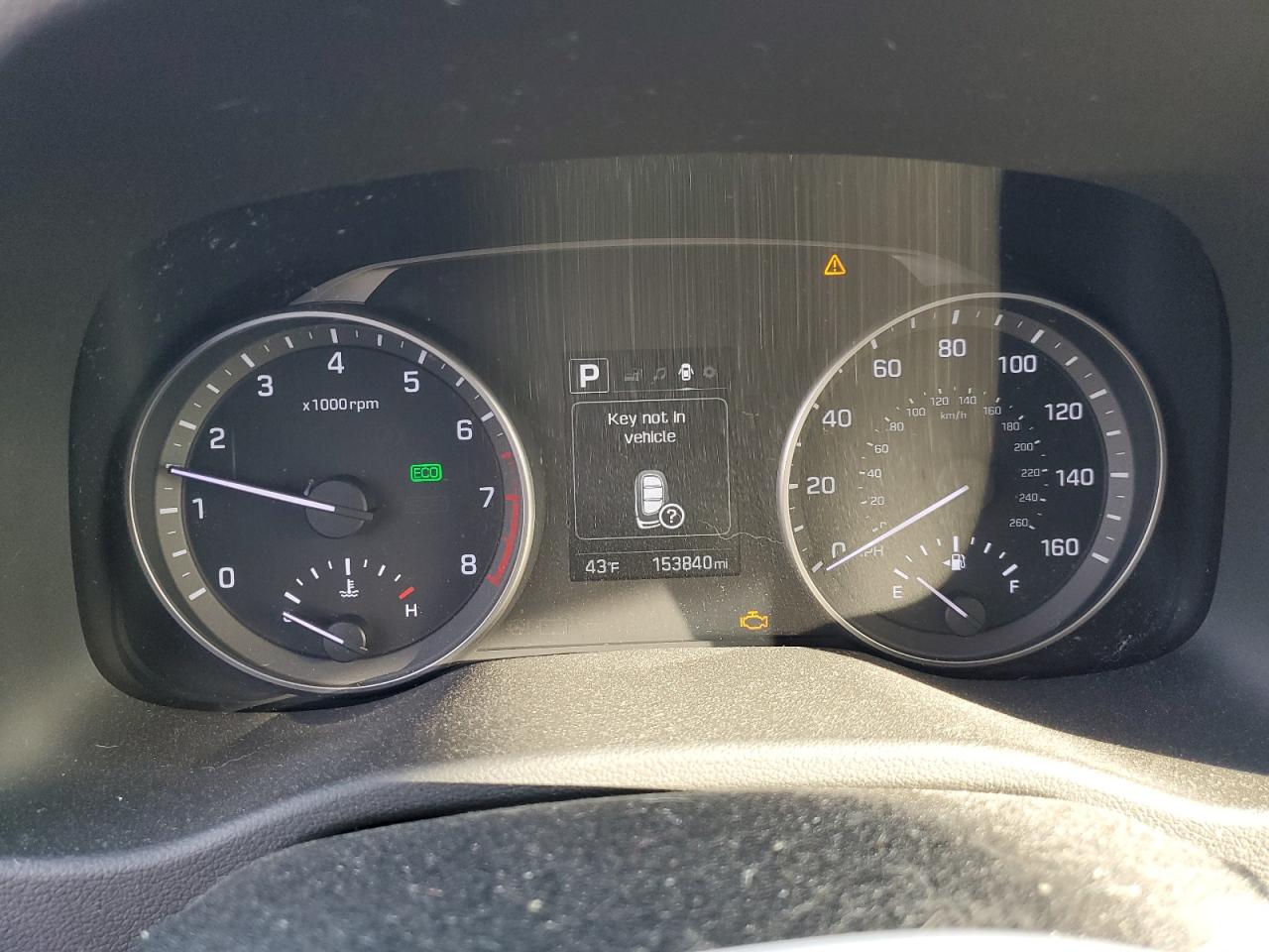 2017 Hyundai Elantra - Image 9