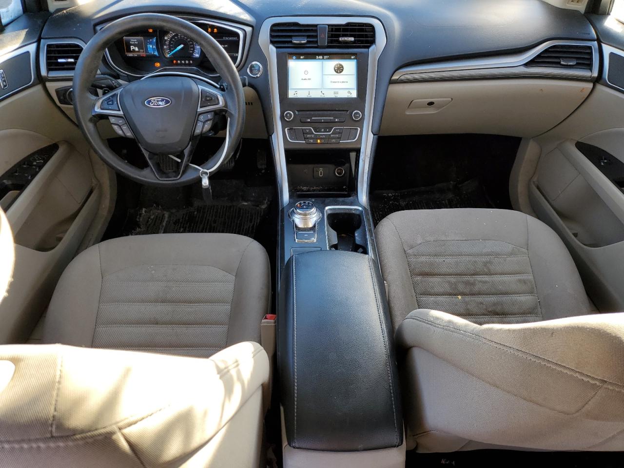 2017 Ford Fusion - Image 8
