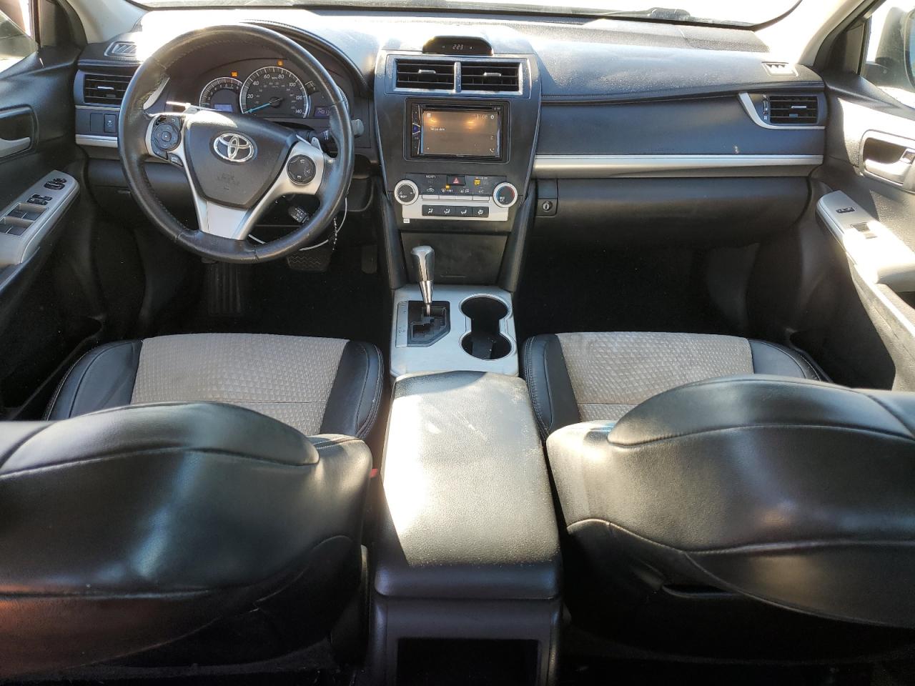 2012 Toyota Camry - Image 8