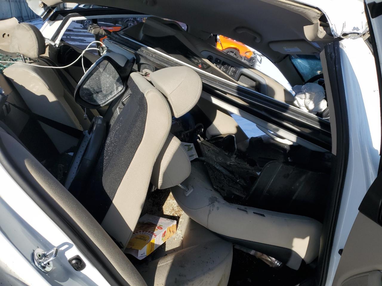 2014 Kia Optima - Image 11