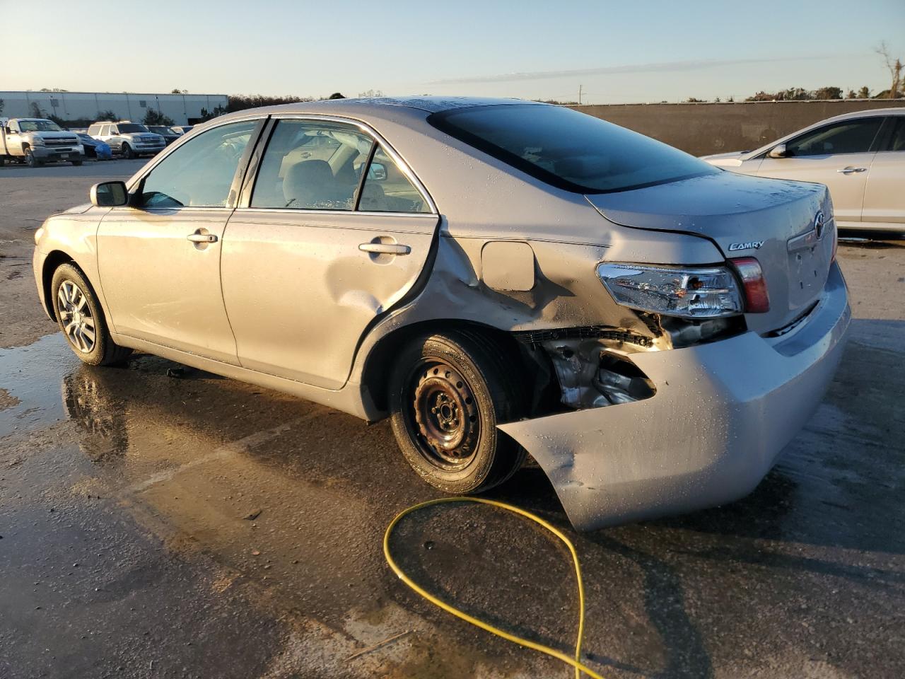 2009 Toyota Camry - Image 2