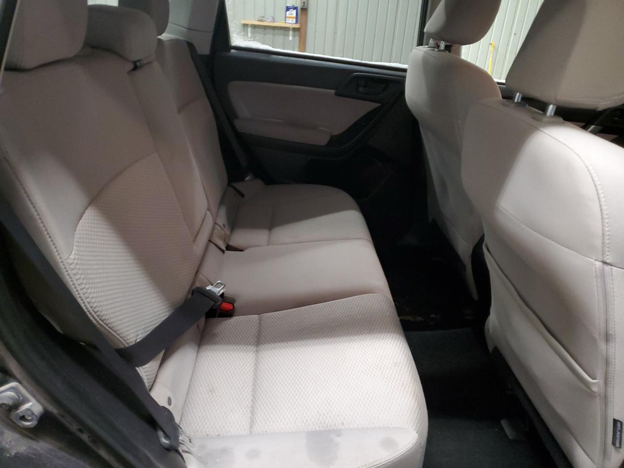 2014 Subaru Forester - Image 12