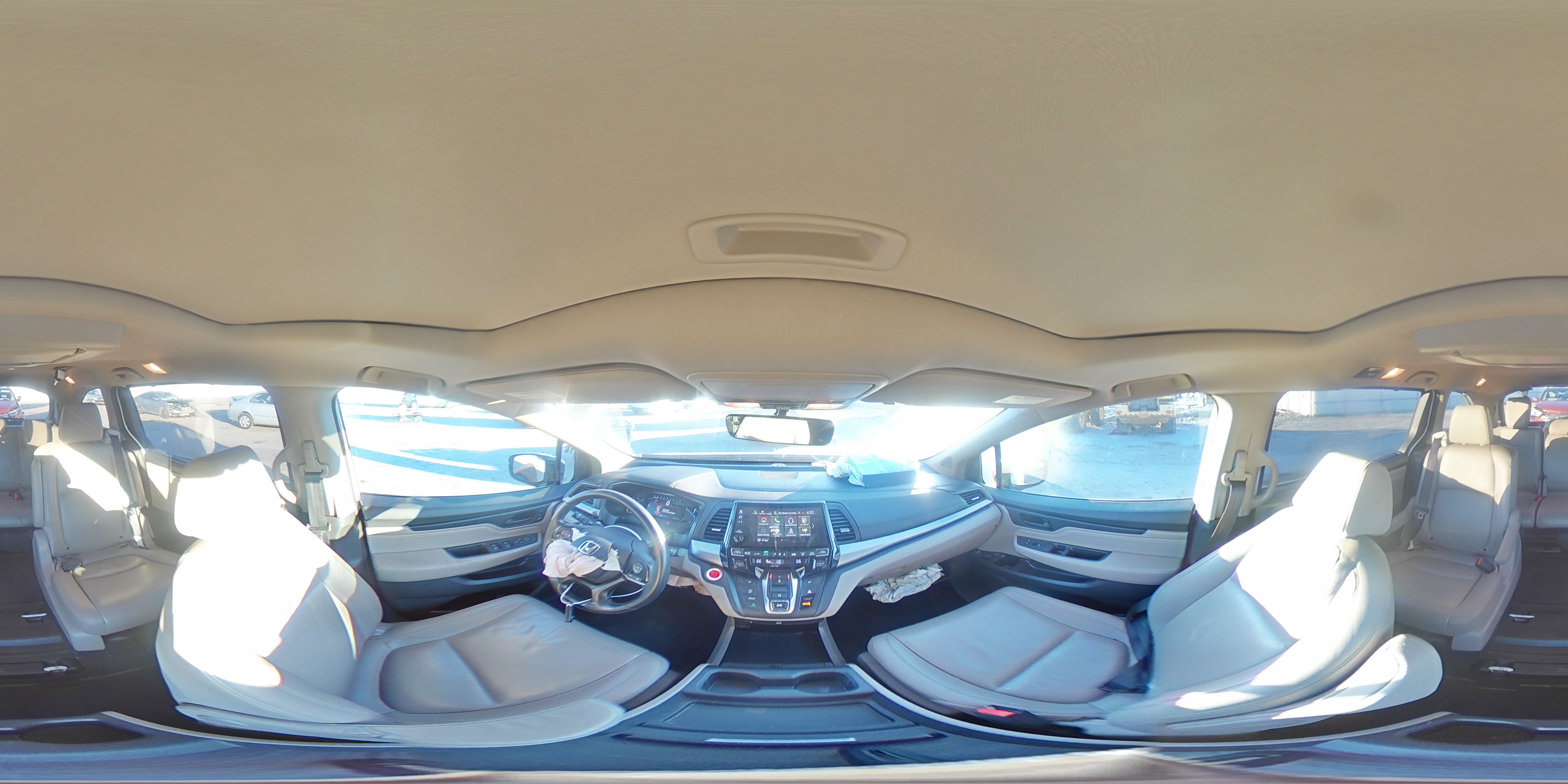 2018 Honda Odyssey - Image 13