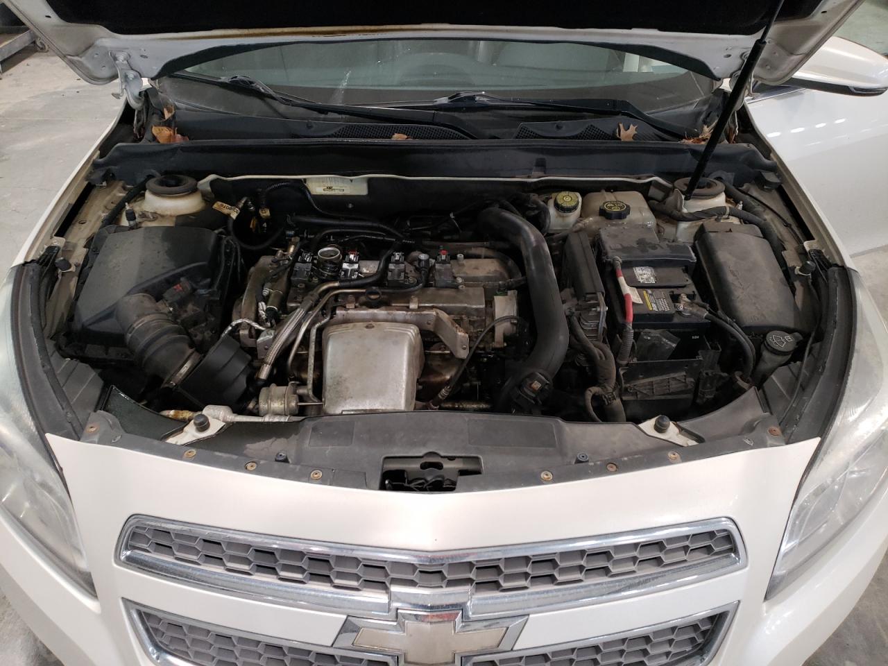 2013 Chevrolet Malibu - Image 11