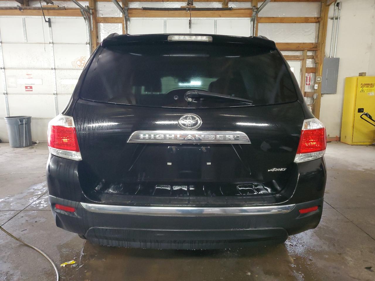 2013 Toyota Highlander - Image 6