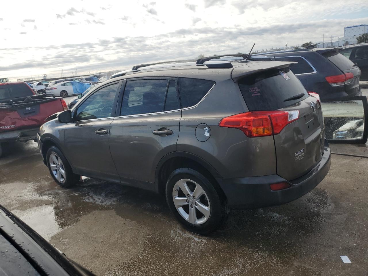 2013 Toyota RAV 4 - Image 2