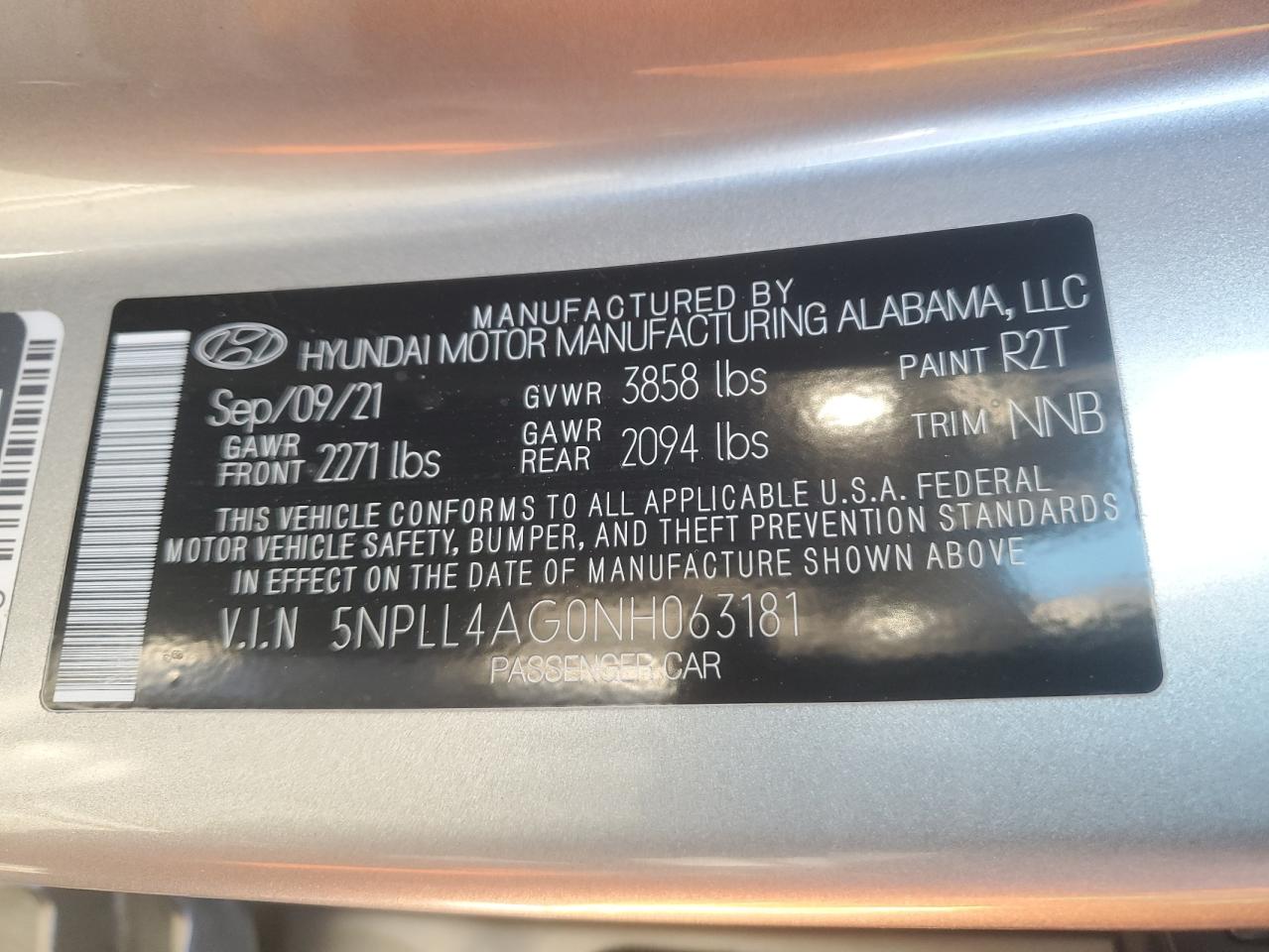 2022 Hyundai Elantra - Image 12