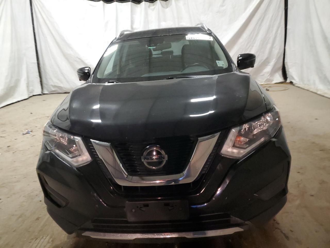 2020 Nissan Rogue - Image 5
