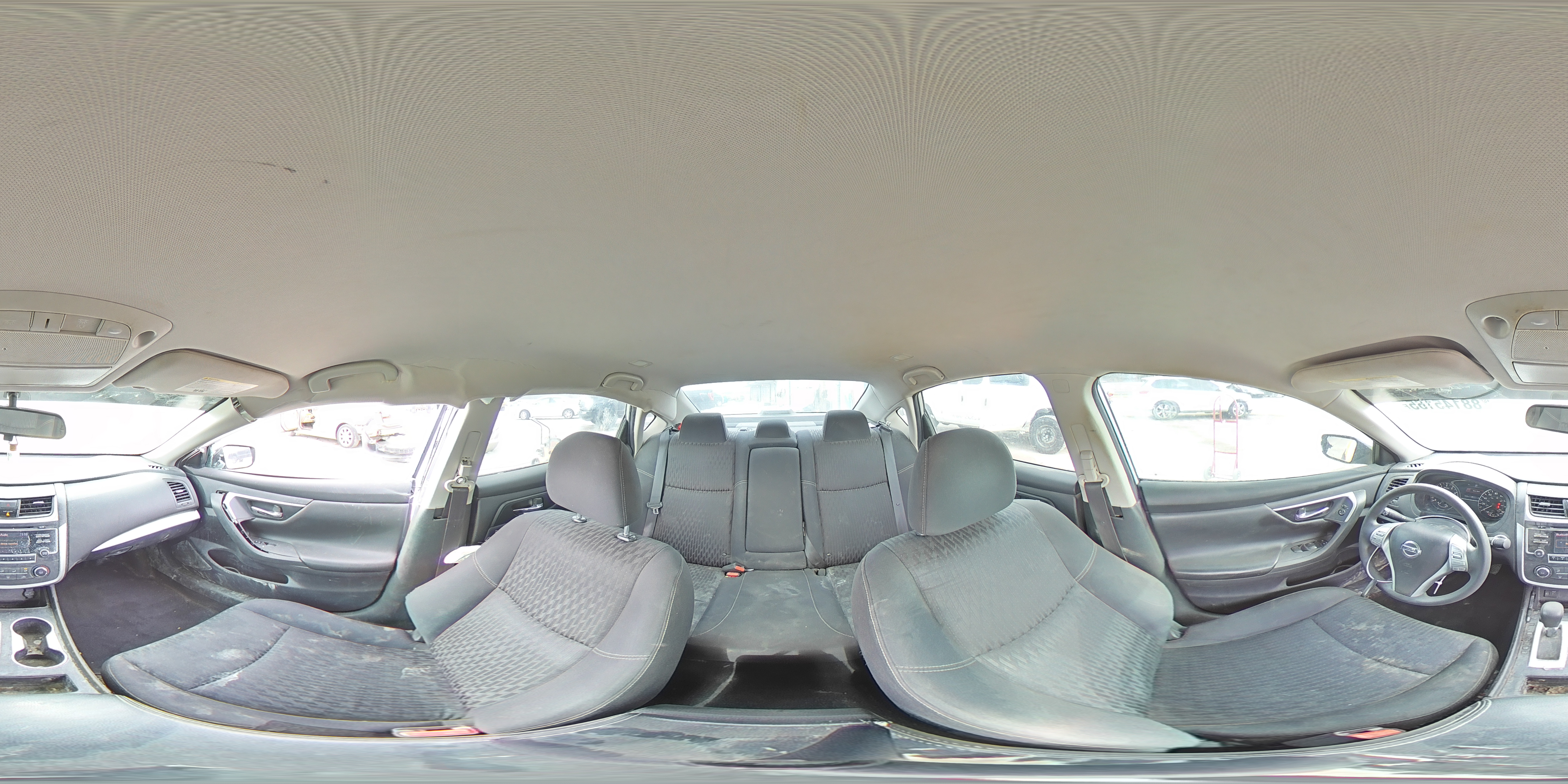 2018 Nissan Altima - Image 13