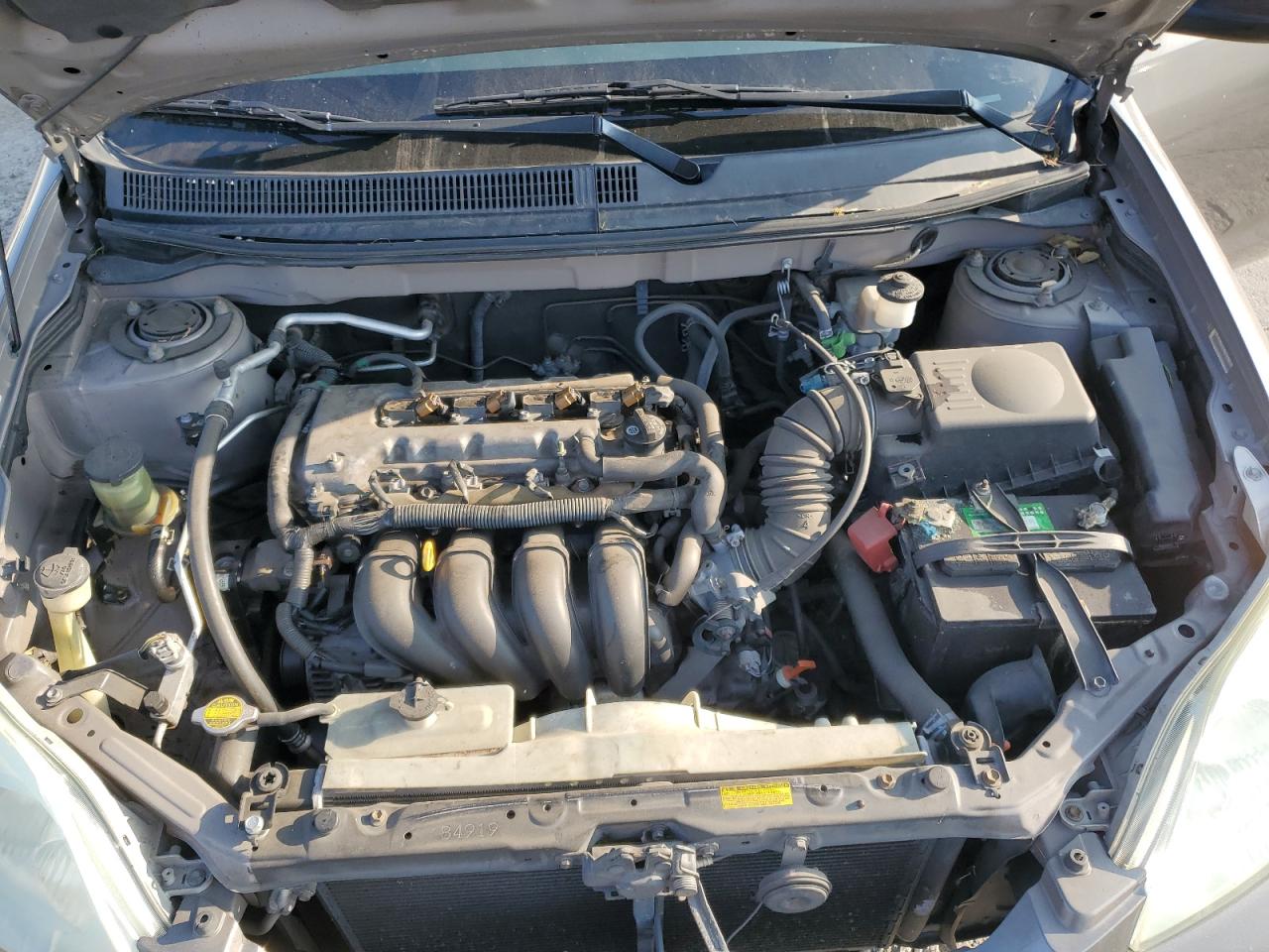 2004 Toyota Corolla - Image 11