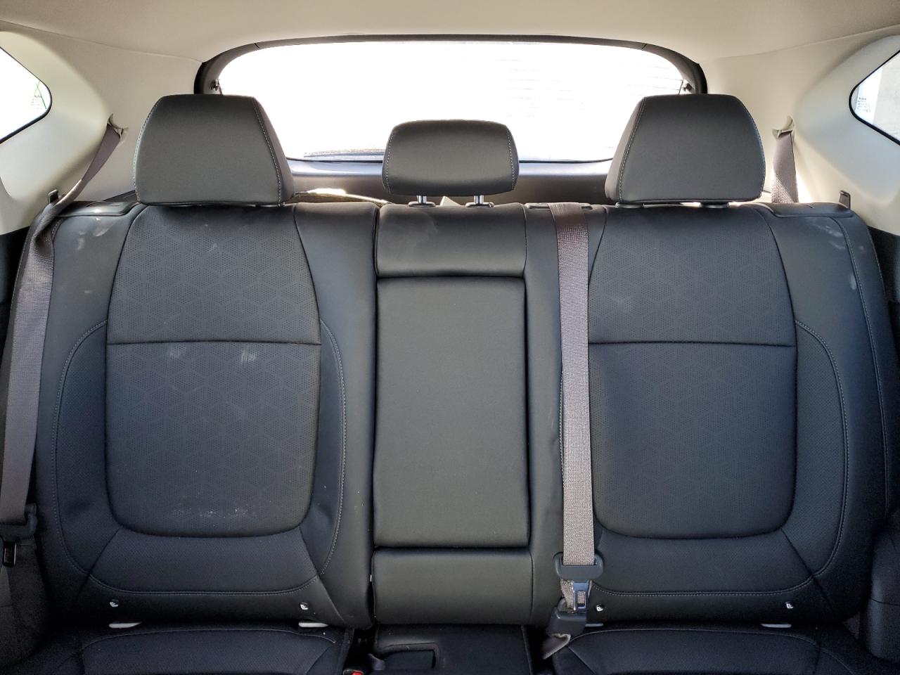 2024 Kia Seltos - Image 10