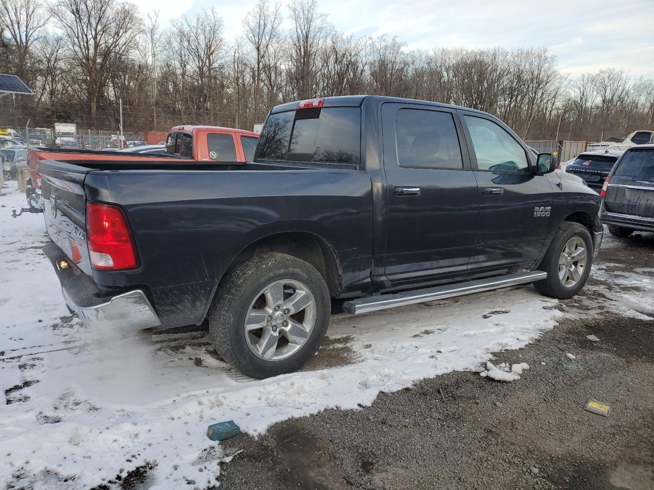 2015 RAM 1500 - Image 3