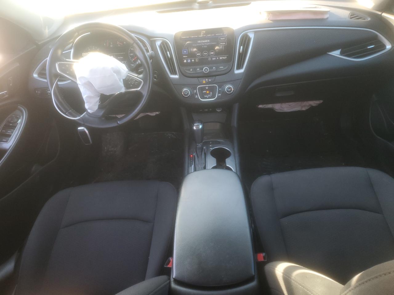 2020 Chevrolet Malibu - Image 8