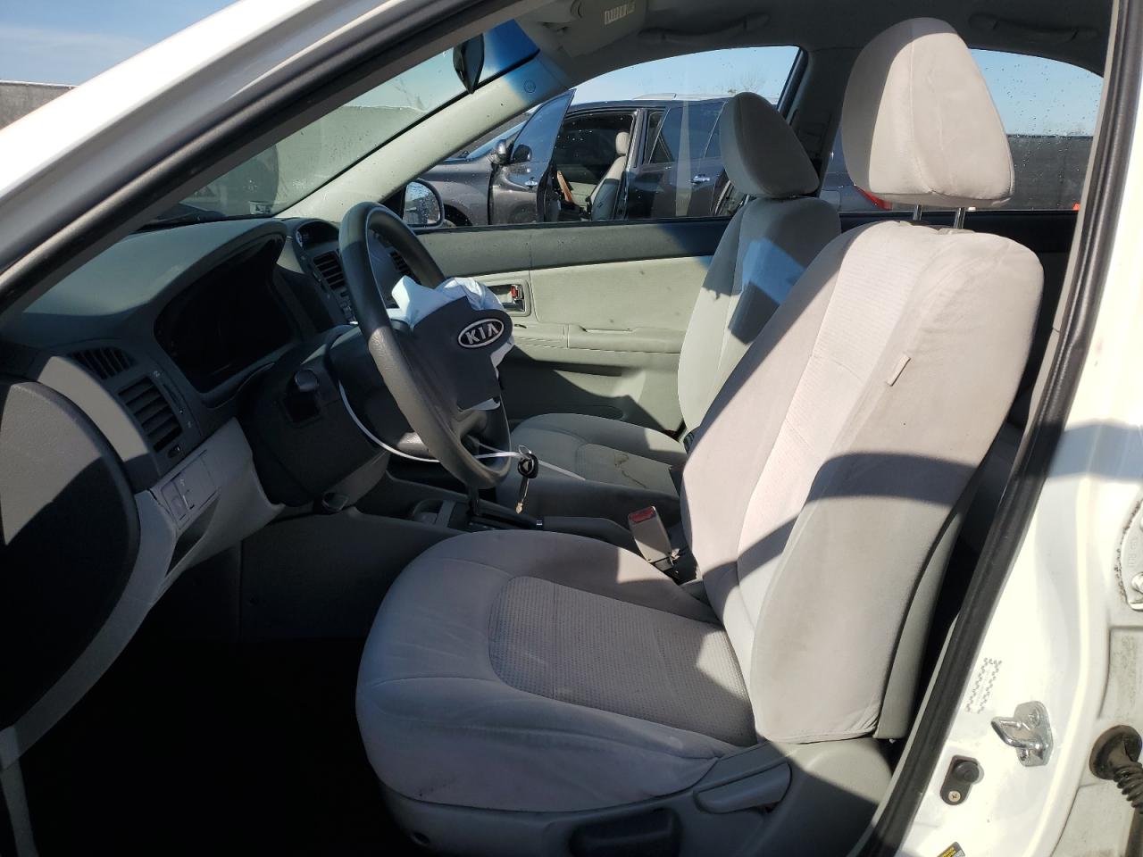 2008 Kia Spectra - Image 7