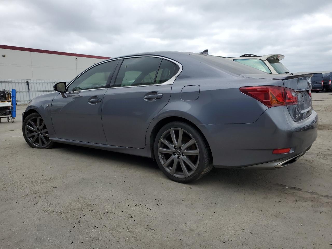2014 Lexus GS - Image 2
