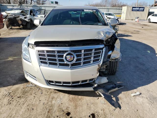  CADILLAC XTS 2015 Сріблястий